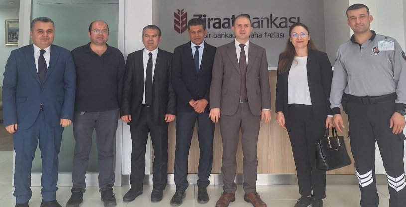 BOZKURT, ZİRAAT BANKASI KAVAKLIDERE ŞUBESİNİ ZİYARET ETTİ