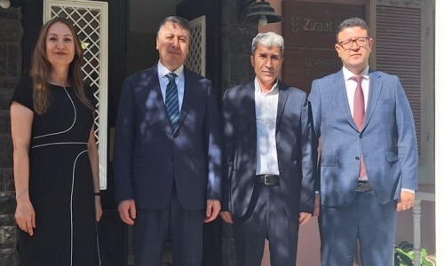 BOZKURT VE YAĞMAHAN, ZİRAAT BANKASI KONAK BÖLGE BAŞKANI EKEN'İ ZİYARET ETTİ