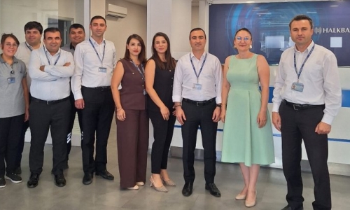 BOZKURT, ZİRAAT VE HALK BANKASI İLE ZİRAAT KATILIM UŞAK ŞUBELERİNİ ZİYARET ETTİ